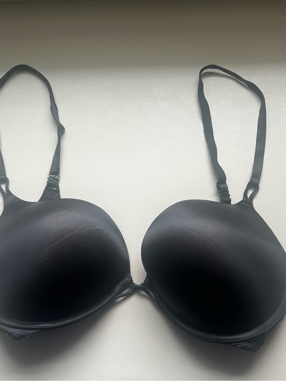 VS Very Sexy Plunge Bra- Adds 1 cup size! 38C/36D (1 of 2)